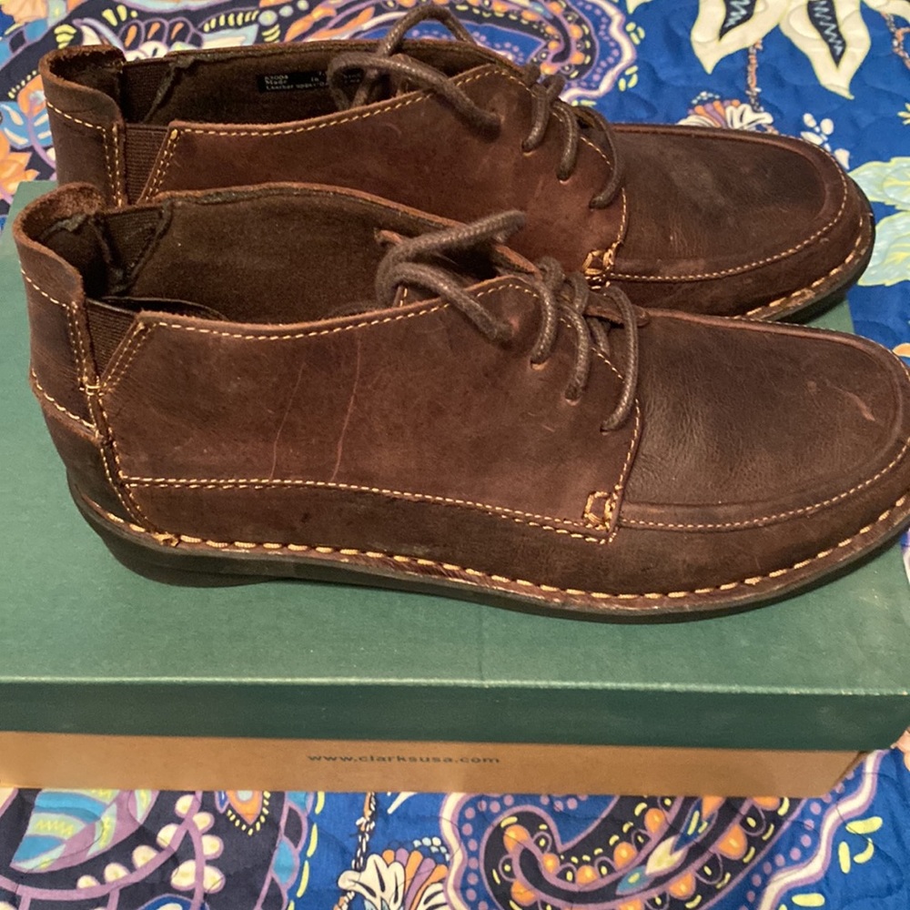 Clarks Boots - Size 7.5M - Picture 2 of 5